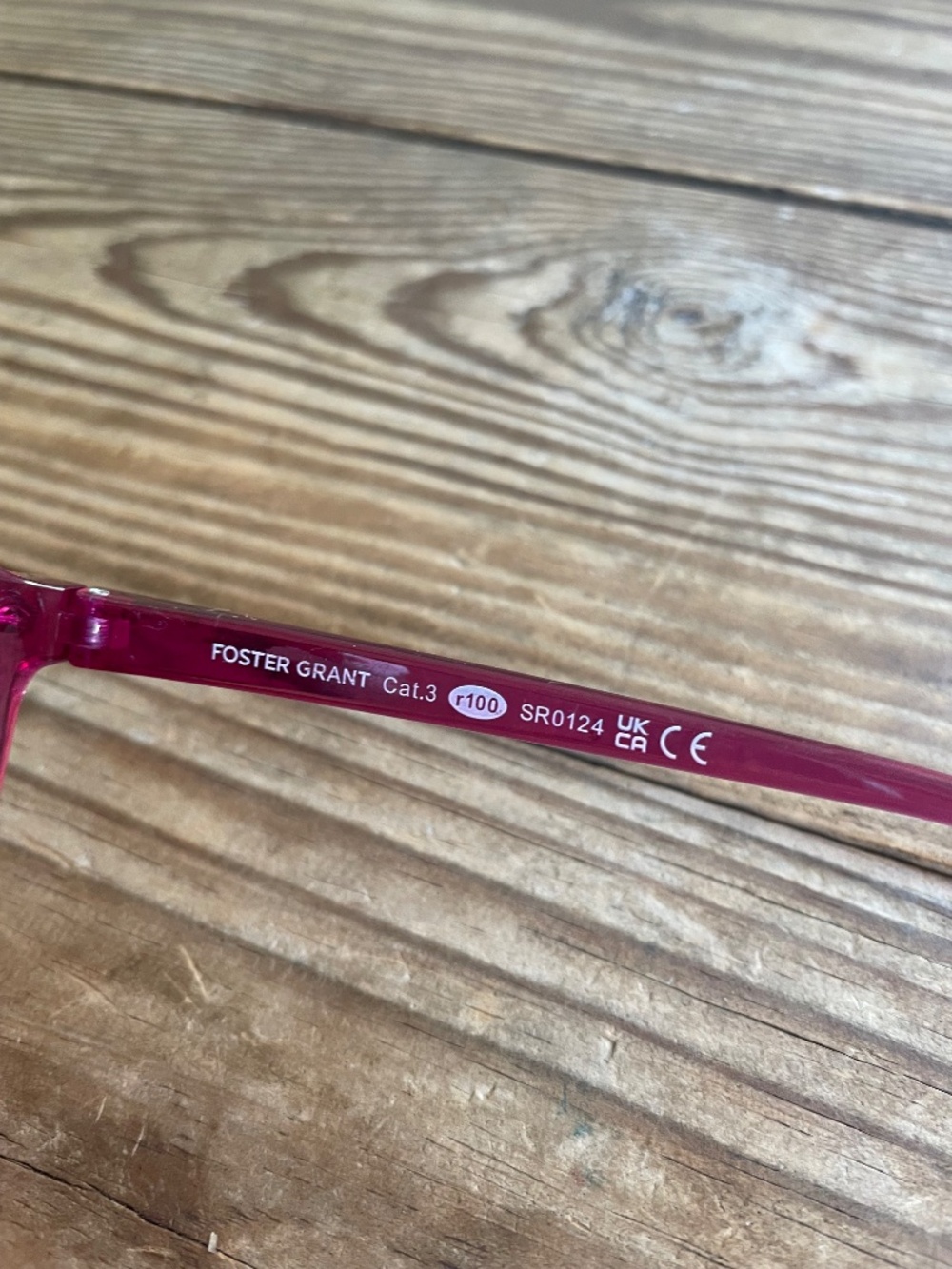 Foster Grant Pink Geometric Retro Sunglasses - Picture 5 of 8